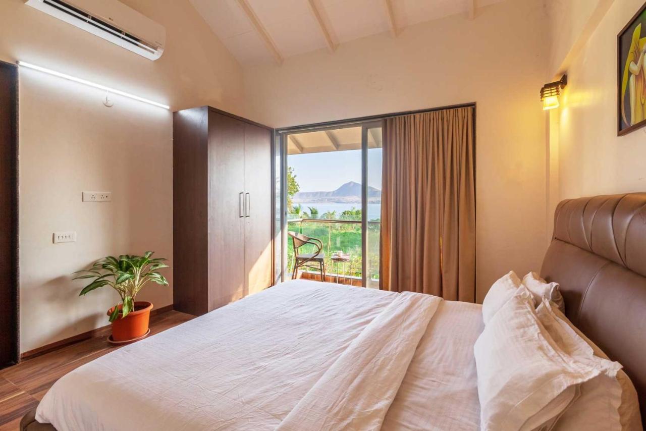Luna Villa By Stayvista - Lakeside Charm With Terrace, Lush Lawn & Modern Decor Nashik Εξωτερικό φωτογραφία